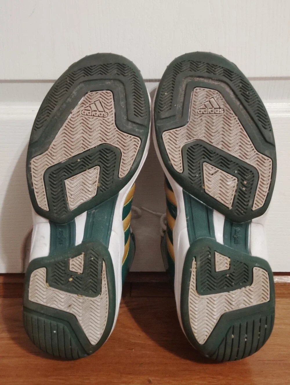 Adidas Pro Model 2G SVSM LeBron James Green Gold Shoes Size 11